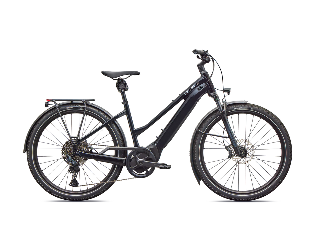 Specialized Turbo Vado 5.0 Step-Through 2026 - Gloss Castblack / Satin Silver Reflective – Seitenansicht
