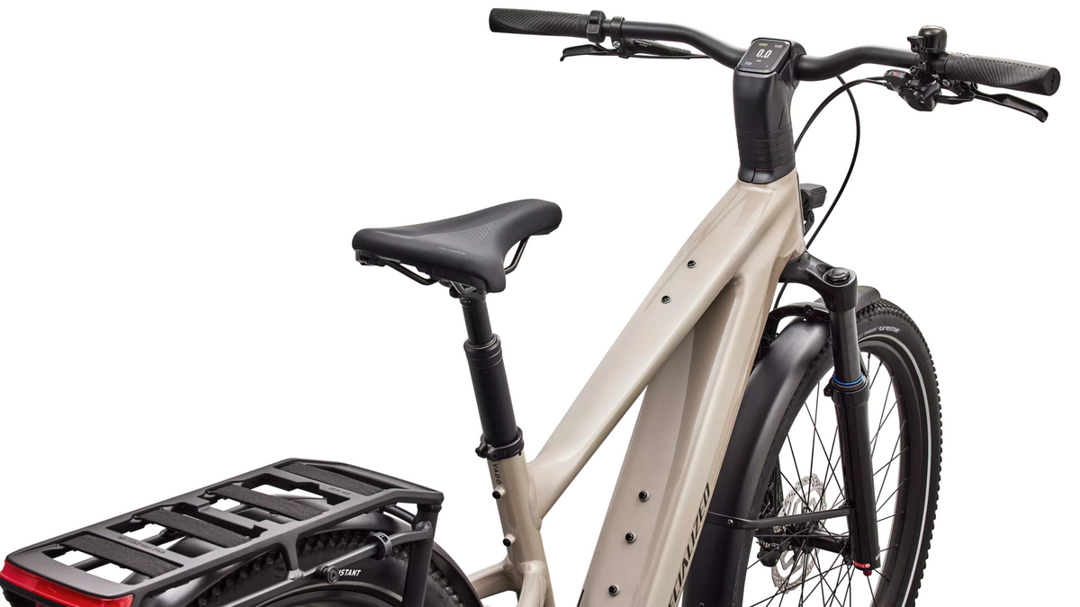 Specialized Turbo Vado 3 EVO 4.0 – Gloss Sandstone Metallic / Warm Smoke Metallic – D1-POV