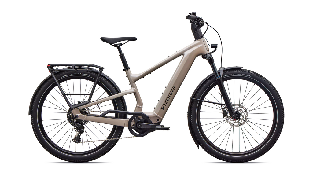Specialized Turbo Vado 3 EVO 4.0 – Gloss Sandstone Metallic / Warm Smoke Metallic – Seitenansicht
