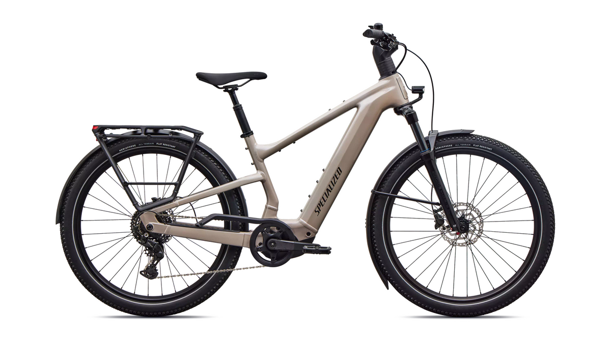 Specialized Turbo Vado 3 EVO 4.0 – Gloss Sandstone Metallic / Warm Smoke Metallic – Seitenansicht