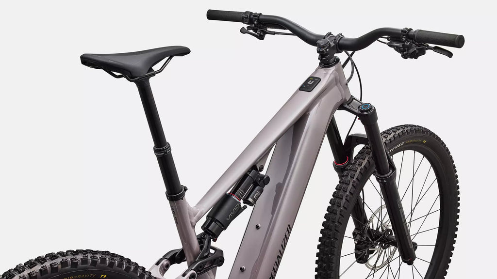 Specialized Levo 4 EVO Comp Alloy 2027 - Gloss Desert Metallic / Metallic Obsidian – Ansicht 4