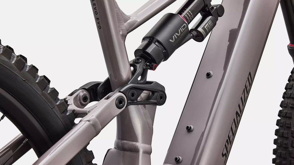 Specialized Levo 4 EVO Comp Alloy 2027 - Gloss Desert Metallic / Metallic Obsidian – Ansicht 8