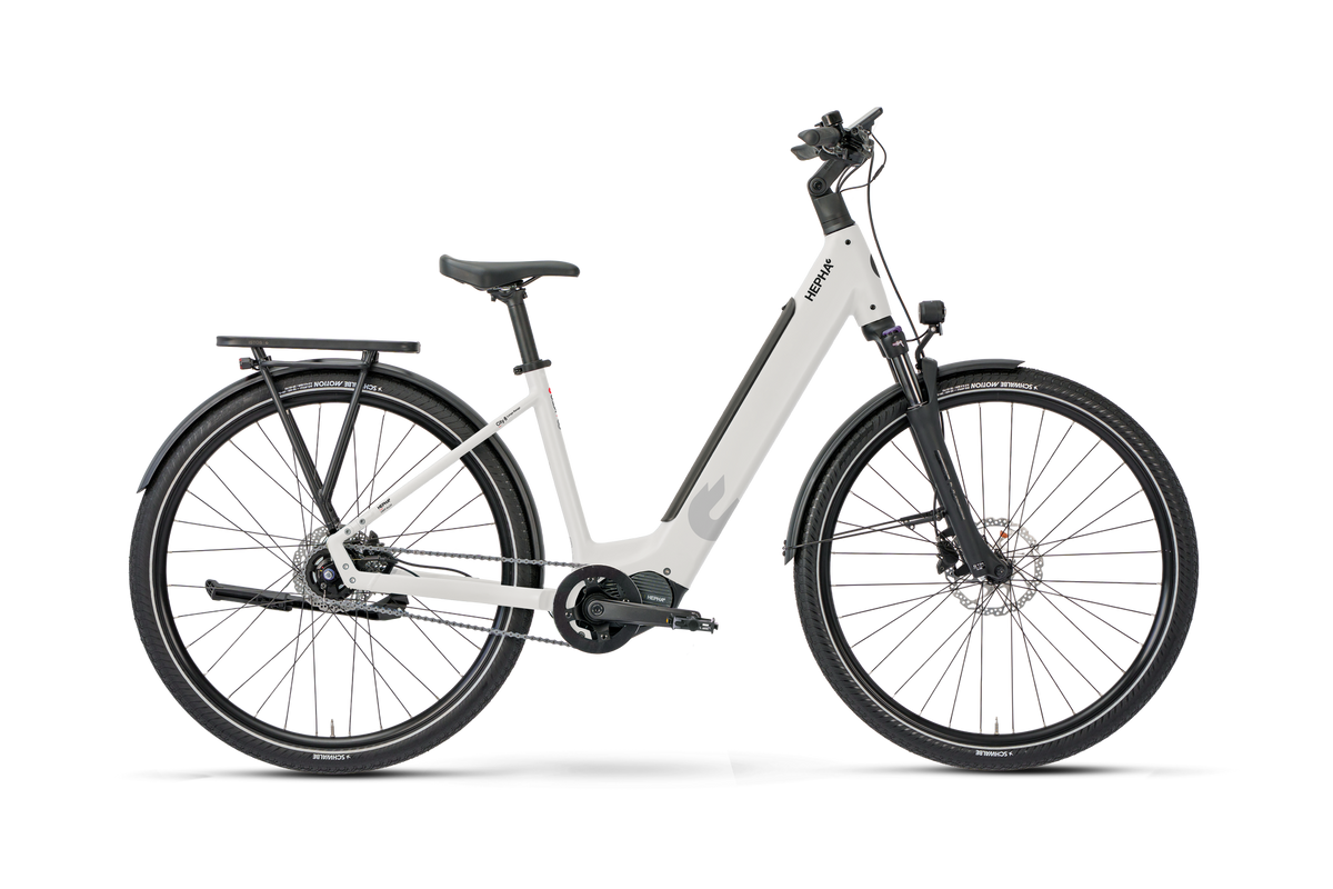 City 8 Long Range Light Grey Low Step – Modelljahr 2027