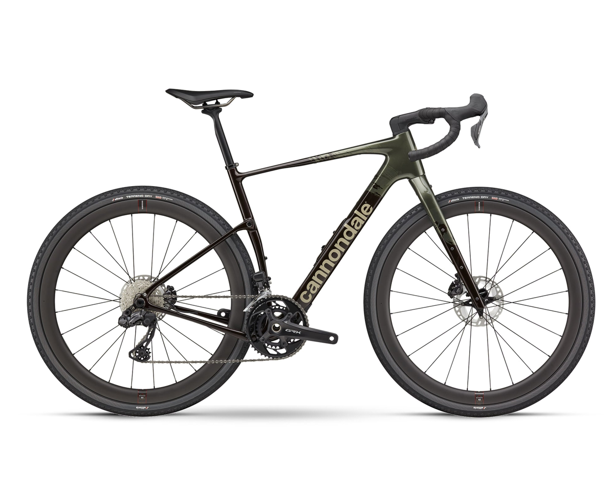 Cannondale – Topstone Carbon LTD Di2 – Mantis Gray – 2025, Seitenansicht auf weißem Hintergrund