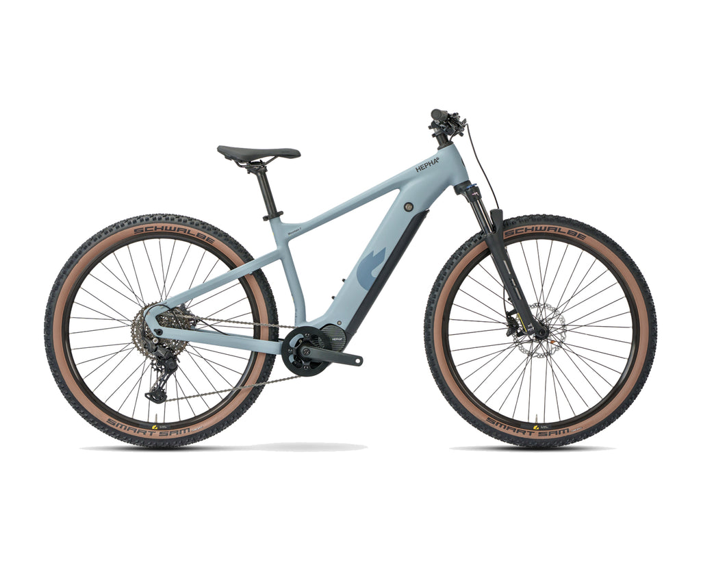 HEPHA – Mountain 7 Performance – Blue Grey – High Step – 2026, Fahrrad, Modelljahr 2026, in Blue Grey, Seitenansicht
