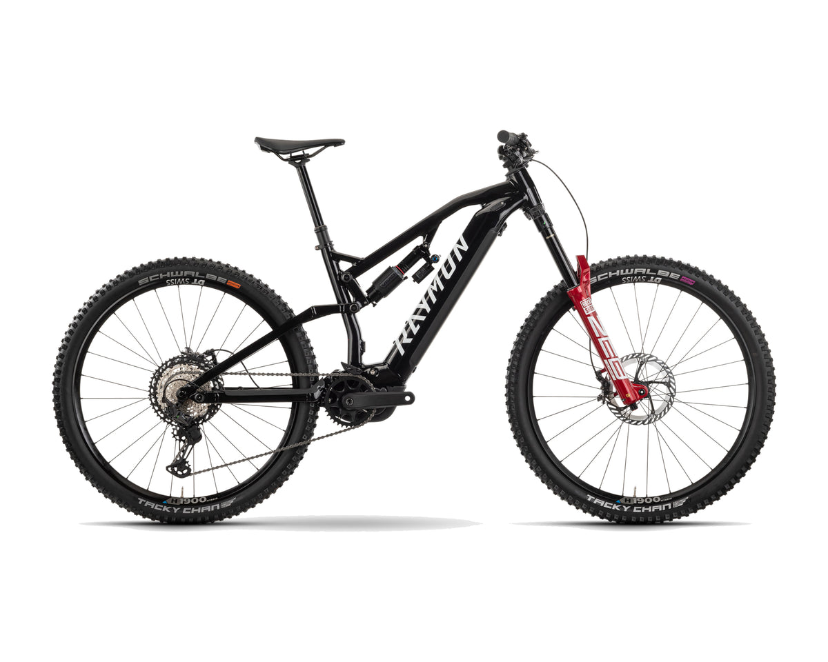 Raymon – Trailray 170 Ultra – black / white / red – 2025, Fahrrad, Modelljahr 2025, in black / white / red, Seitenansicht